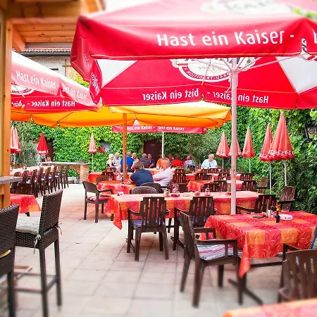 Mandorfer * Horsching